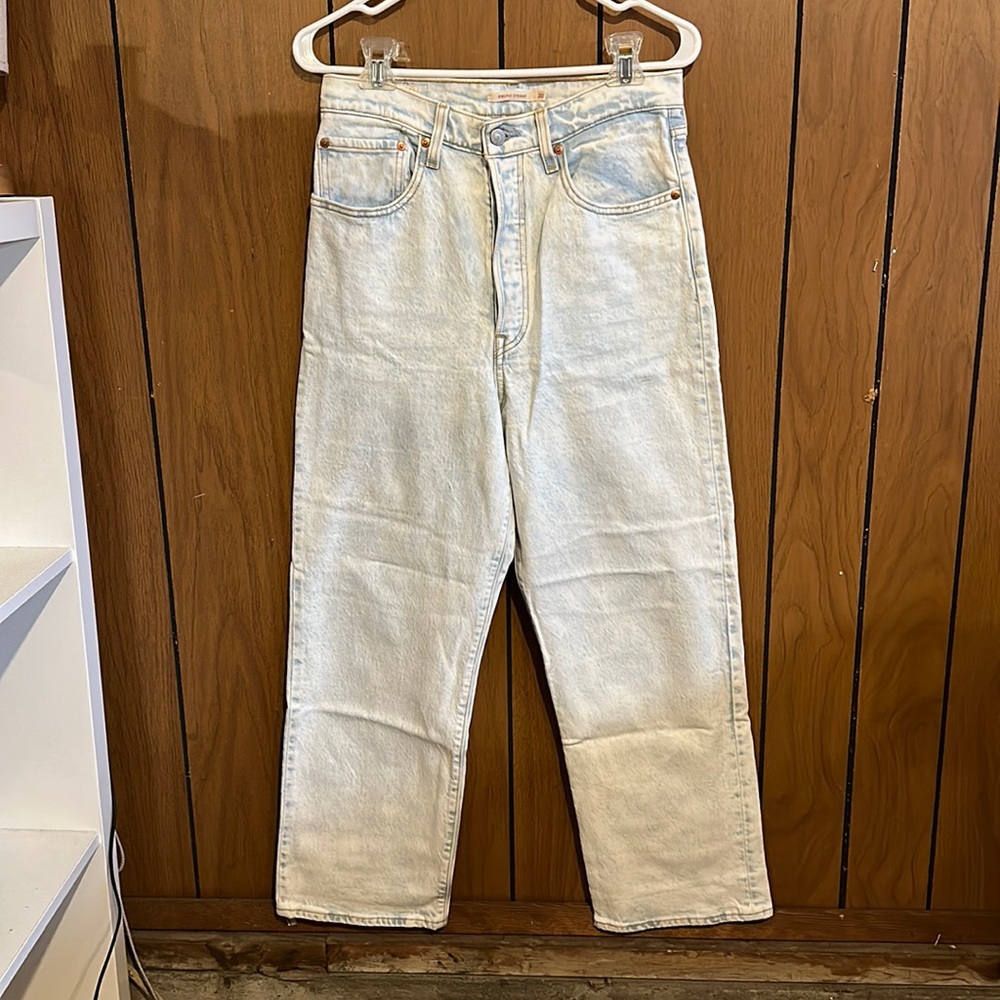 Levi’s Ribcage Straight Jeans